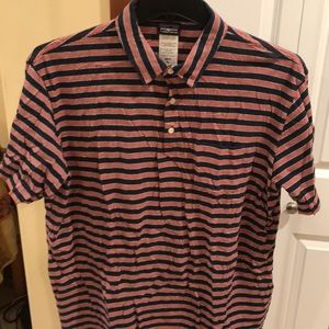 Patagonia men’s striped shirt sleeve shirt
